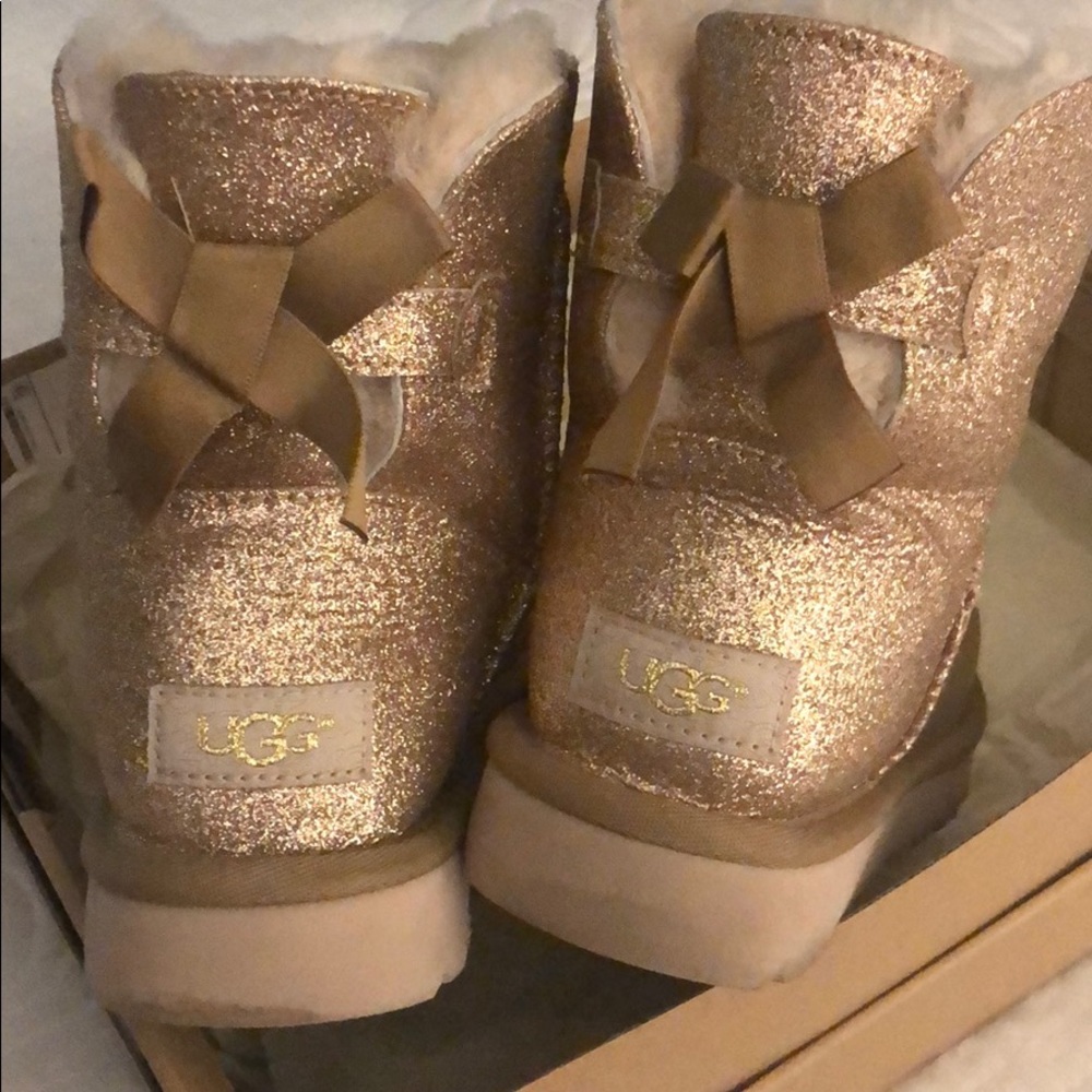 UGG BAILEY BOW SPARKLE